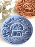Gamelle lente Magic Mushroom en silicone pour chien avec tapis antidérapant